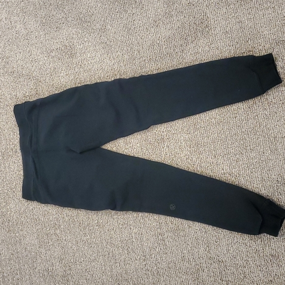 Lululemon joggers - Picture 3 of 3